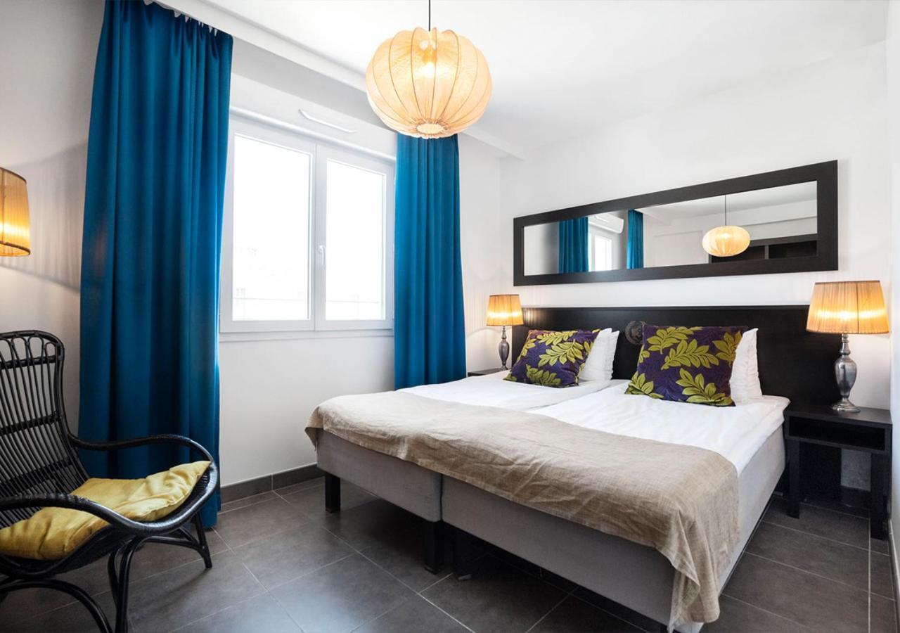 LʼÎle-Rousse Langley Resort Napoleon Bonaparte מראה חיצוני תמונה