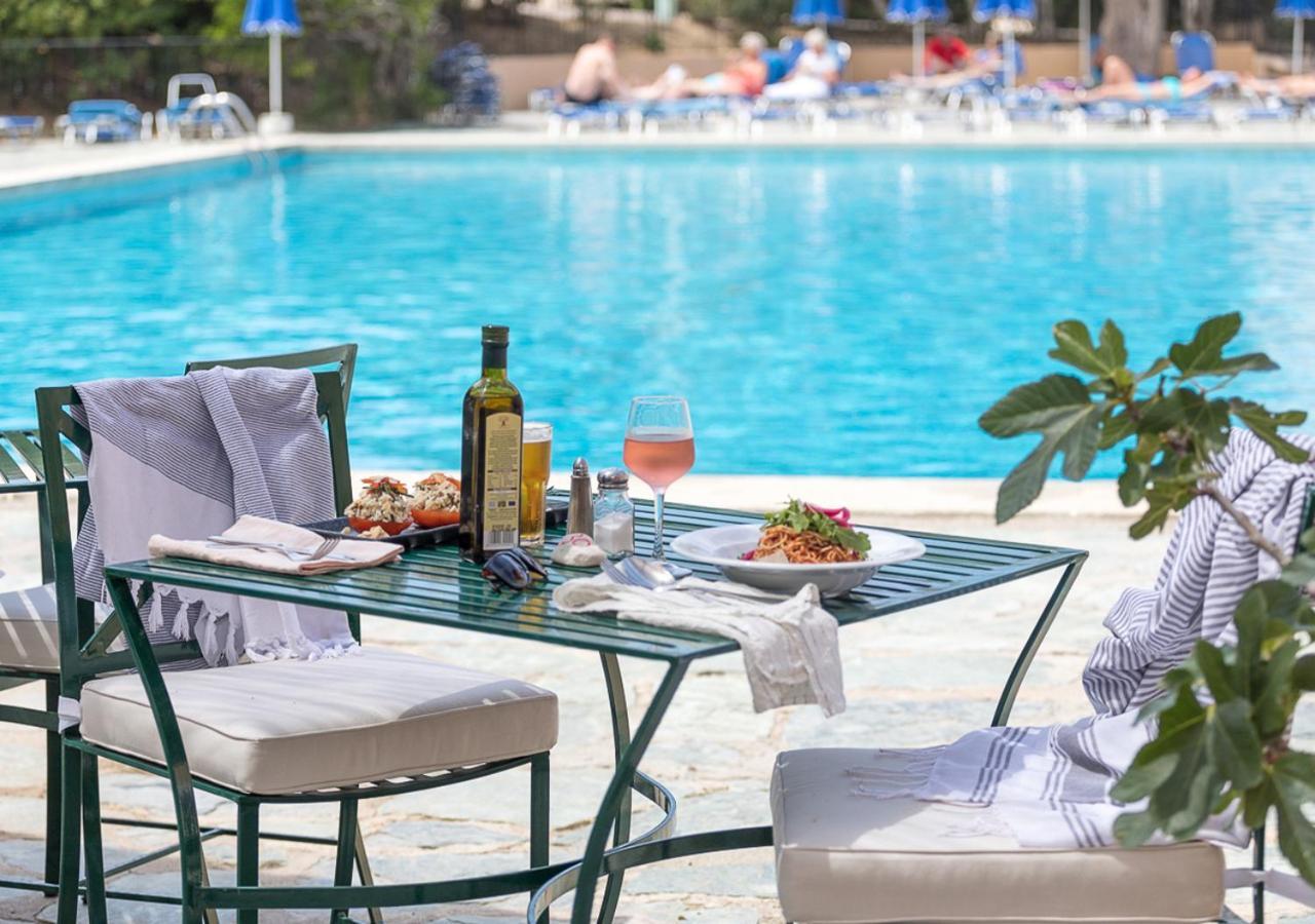 LʼÎle-Rousse Langley Resort Napoleon Bonaparte מראה חיצוני תמונה